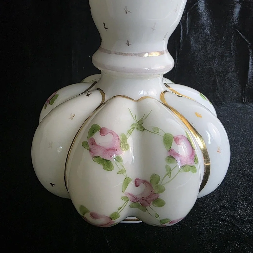 Fenton Hand Painted 1940's‎ Charleton Roses Bow Tie Melon Vase Gold Rim 8